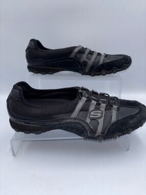 Skechers Athletic Shoes Women’s Black/Charcoal US 7.5 Leather Textile Slip-On